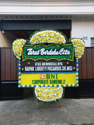 Papan Bunga Duka di Toba Samosir