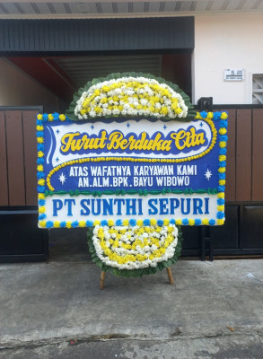 Papan Bunga Duka di Toba Samosir