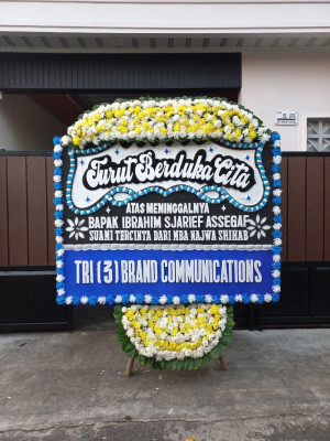Papan Bunga Duka di Toba Samosir